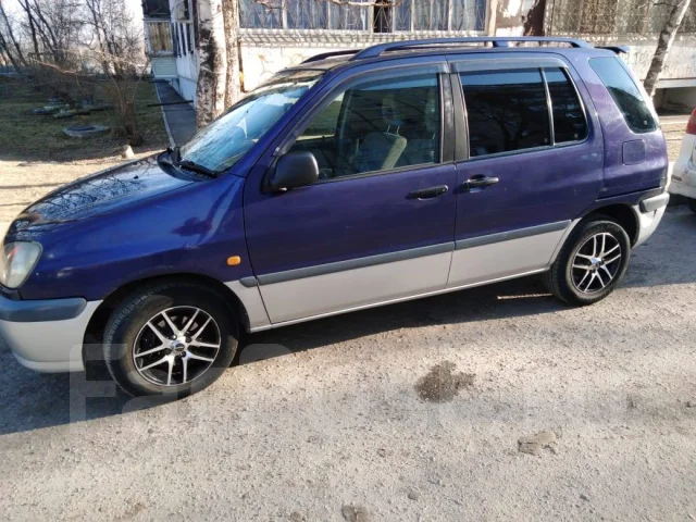 Toyota Raum. ��������, 1.5, ������ ����
