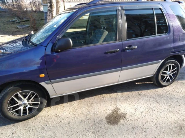 Toyota Raum. ��������, 1.5, ������ ����