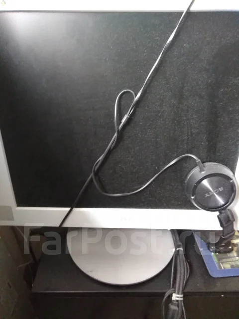 Sony. 17" ����