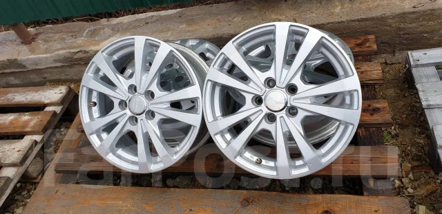Blade. 6.0x15", 5x100, ET43 ����