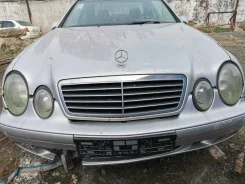 Mercedes-Benz CLK-Class ����
