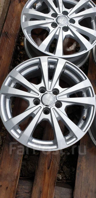 Blade. 6.0x15", 5x100, ET43 ����