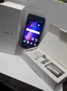 Honor 8. �/�, 32 ��, �����, 3G, 4G LTE, Dual-SIM, NFC