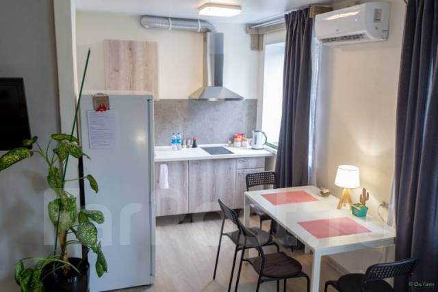 2-комнатная, улица Посьетская 28б, запад, юг, 6 этажей, 5 этаж, 48,0 кв. м. цент