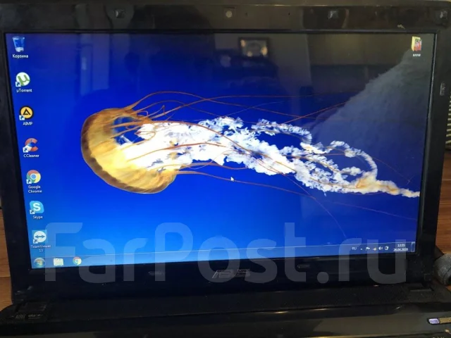 Asus A42F. 14", 2 000����, ��� 4 ��, ���� 320���, WiFi: 1, ����������� �� 4��. ����
