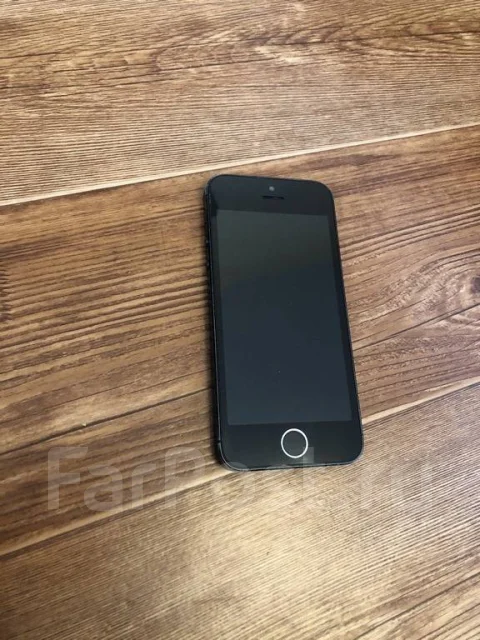 Apple iPhone 5. �/�, ������, 3G, 4G LTE ����