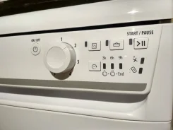 Hotpoint-Ariston ����