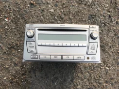 ������ ��������� Toyota AM FM CD MP3 AUX ����
