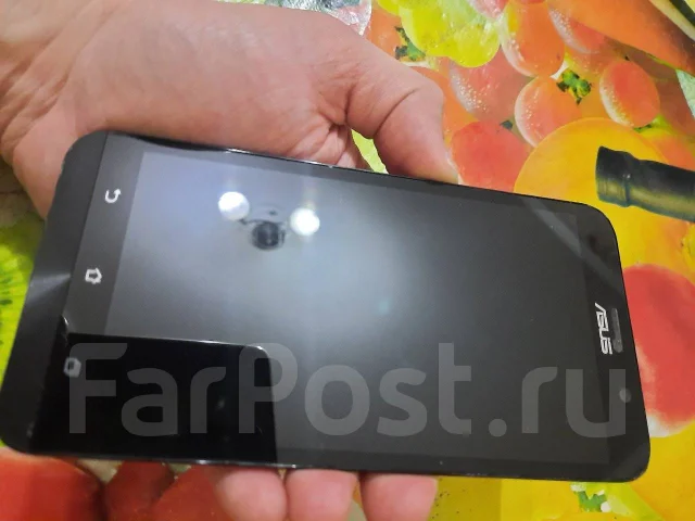 Asus ZenFone 2 Deluxe. �/� ����