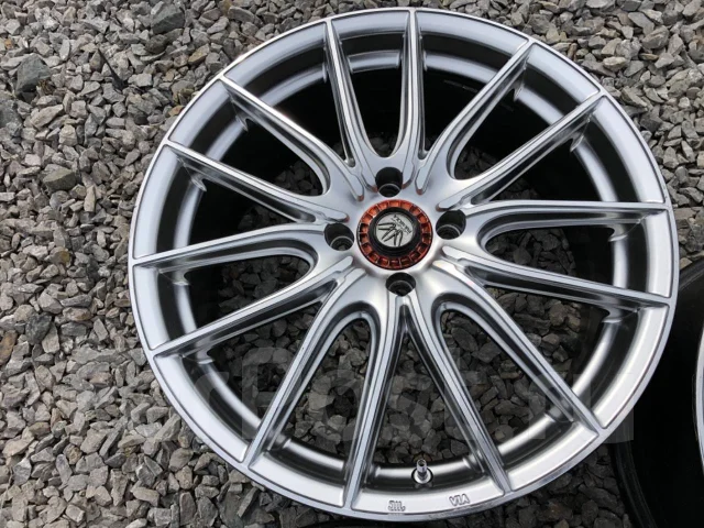 BADX Loxarny Parabola. 7.0x17", 4x100, ET53 ����