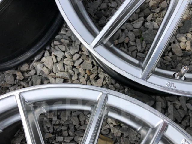 BADX Loxarny Parabola. 7.0x17", 4x100, ET53 ����