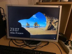 Samsung. 19" ����