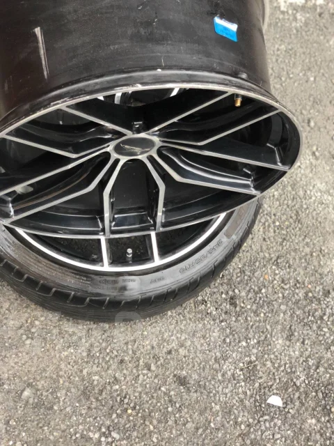 Inforged iFG 17. 8.5/9.5x19", 5x114.3, ET38/41 ����