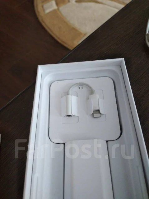 Apple iPhone X. �/�, �����, ������, 3G, 4G LTE, Dual-SIM, ����������, ���������, NFC ����