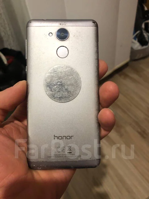 Honor 6C. �/� ����