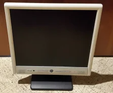 BenQ. 17", ���������� �� (LCD, LED, QLED) ����