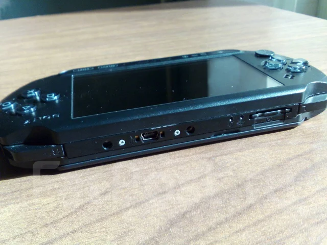 Sony PlayStation Portable ����
