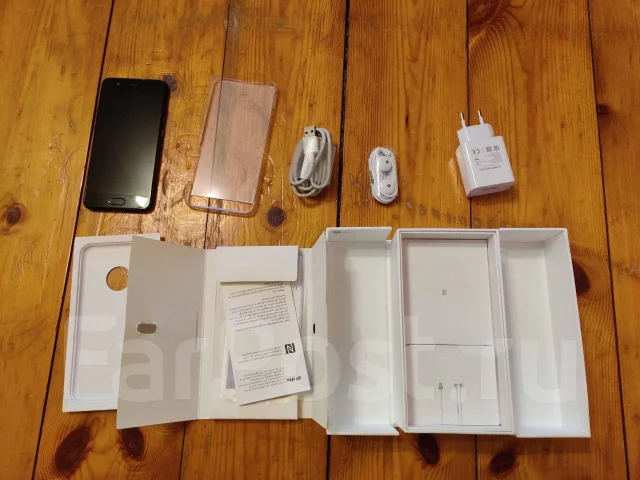 Huawei P10. �/�, ������, 4G LTE, Dual-SIM, NFC ����