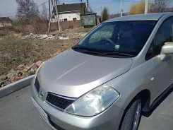 Nissan Tiida. �������, 4wd, 1.5 (109��.�.), ������, 204����. �� ����