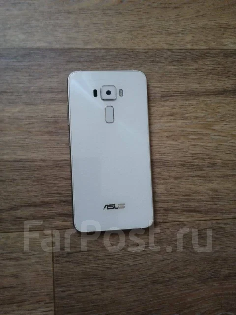 Asus ZenFone 3 ZE520KL. �/�, �����, 4G LTE, Dual-SIM ����