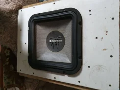 Soundstream ����