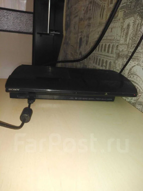 Sony PlayStation 3 Super Slim ����