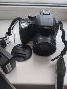 Fujifilm FinePix SL300. 10 - 14.9 ��, ���: 14� � ����� ����