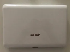 Asus Eee PC 1005PXD. ��� 1024 ��, ���� 300���, WiFi: 1 ����
