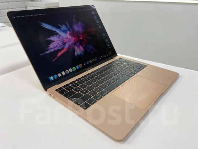 Apple MacBook Air 13 2018. 13.3", 1,6����, ��� 8 ��, ���� 256���, WiFi: 1, Bluetooth: 1, ����������� �� 13��. ����