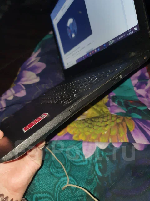 Lenovo IdeaPad 110-15ACL. 15.6", 2,2����, ��� 8 ��, ���� 1 000���, WiFi: 1, Bluetooth: 1, ����������� �� 3��. ����