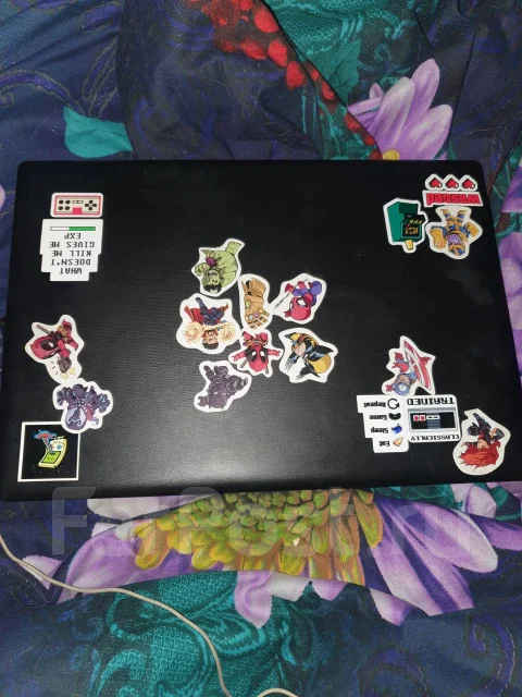 Lenovo IdeaPad 110-15ACL. 15.6", 2,2����, ��� 8 ��, ���� 1 000���, WiFi: 1, Bluetooth: 1, ����������� �� 3��. ����