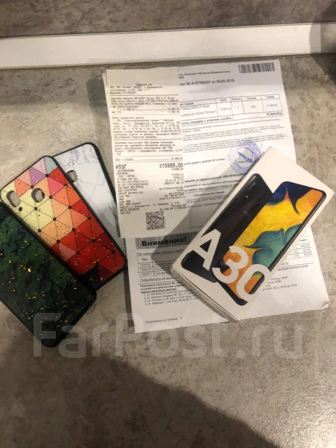 Samsung Galaxy A30. �/�, �����, 3G, 4G LTE, Dual-SIM, NFC ����