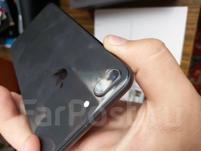 Apple iPhone 8 Plus. �/�, �����, 4G LTE ����