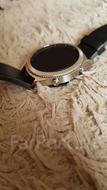 Samsung Gear S3 Classic. GPS, NFC, IP68 ����