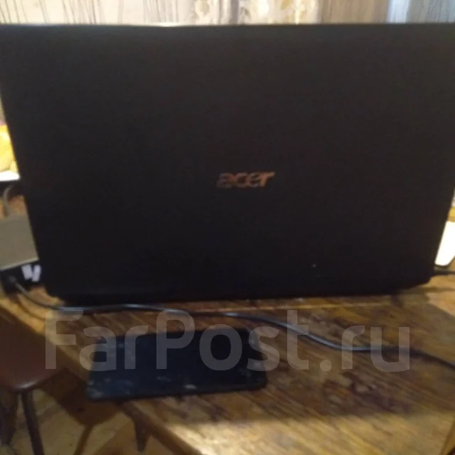 Acer Aspire 5742. 16.4", 2,4����, ��� 4 ��, ���� 300���, WiFi: 1, ����������� �� 4��. ����