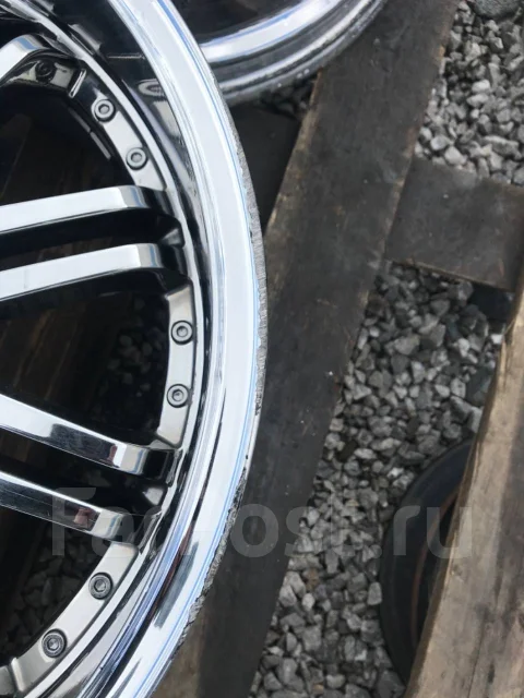 URAS. 9.0x18", 5x114.3, ET35, �� 72���. ����