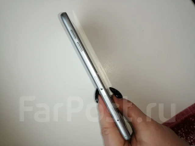 Samsung Galaxy J7. �/� ����