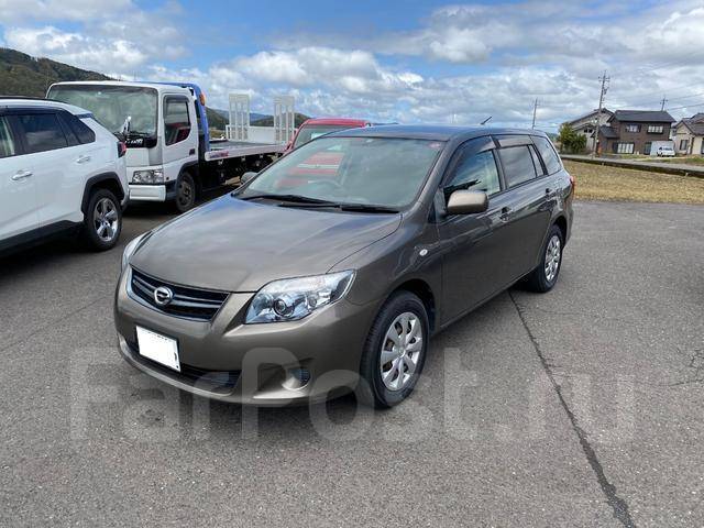 Toyota Corolla Fielder 2010 синий