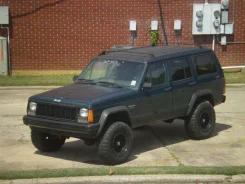 Jeep Cherokee ����