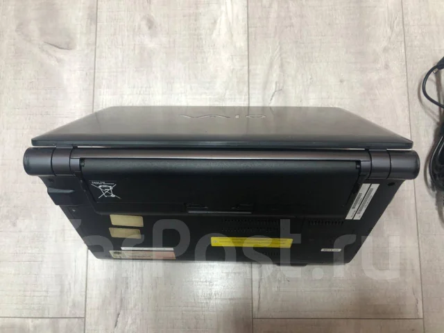 Sony VAIO PCG-31312V. 11.6", 1,7����, ��� 4 ��, ���� 320���, WiFi: 1, Bluetooth: 1, ����������� �� 1��. ����