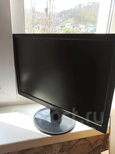 LG. 18.9" ����