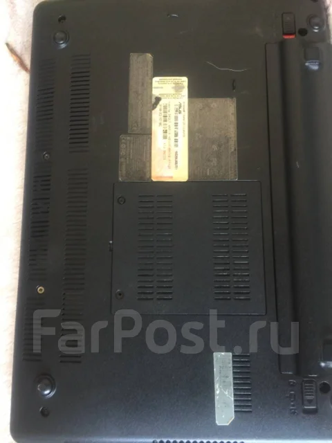 Asus Eee PC 1201. 12.1", ��� 2048 ��, WiFi: 1, Bluetooth: 1 ����