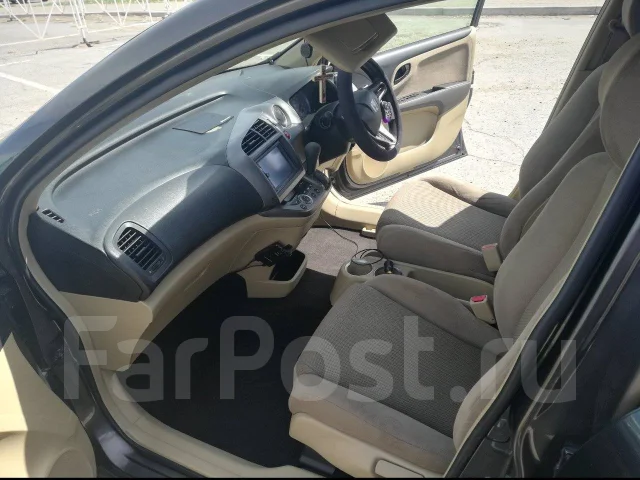 Honda Stream. �������, ��������, 1.8 (139��.�.), ������, 168����. �� ����