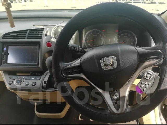 Honda Stream. �������, ��������, 1.8 (139��.�.), ������, 168����. �� ����