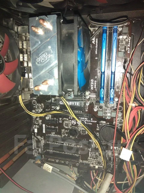 Socket AM3+ ����