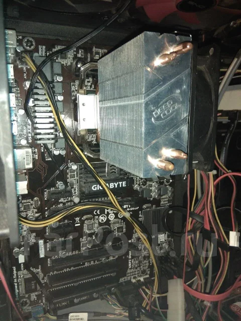 Socket AM3+ ����