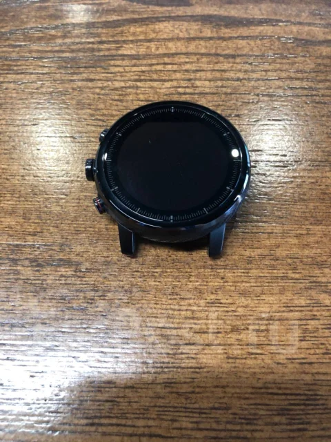 Amazfit Stratos. GPS, IP68 ����