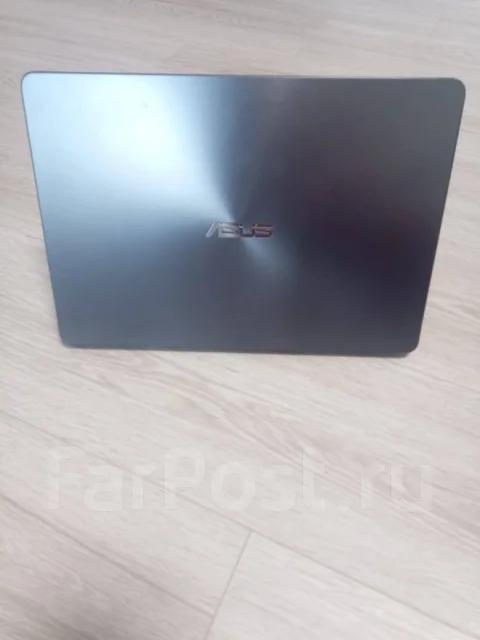 Asus ZenBook UX410UA. 14", 1,8����, ��� 16 ��, ���� 500���, WiFi: 1, Bluetooth: 1, ����������� �� 9��. ����