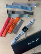 Apple Watch Series 4 Nike+ ����