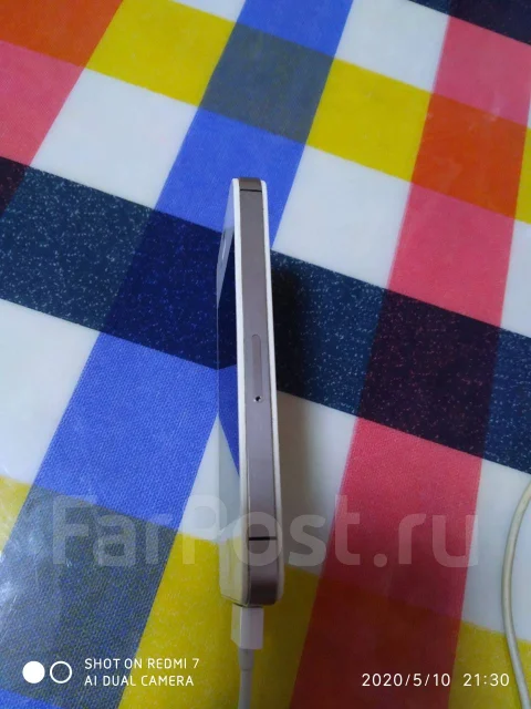 Apple iPhone 4s. �/�, �����, 3G ����